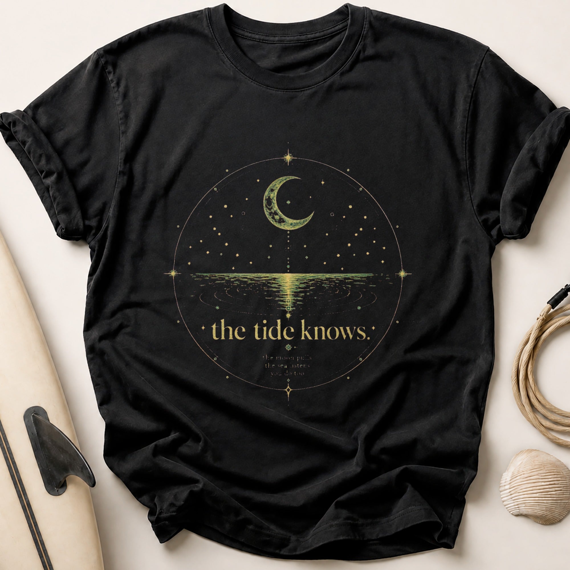 the tide knows. Tee - Black